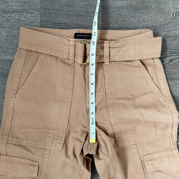 Banana Republic Factory Utility Cargo Pant - Size 00 Petite - Iced Latte - NWOT - Picture 8 of 10